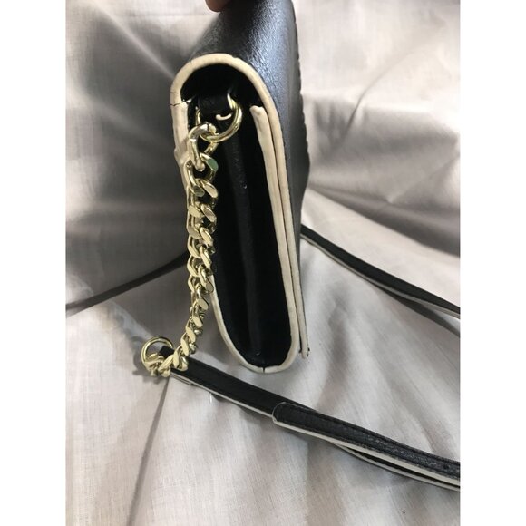 Steve Madden Black Crossbody Wallet With Chain Strap 8 1/2 X 6 1/2" - Picture 5 of 14